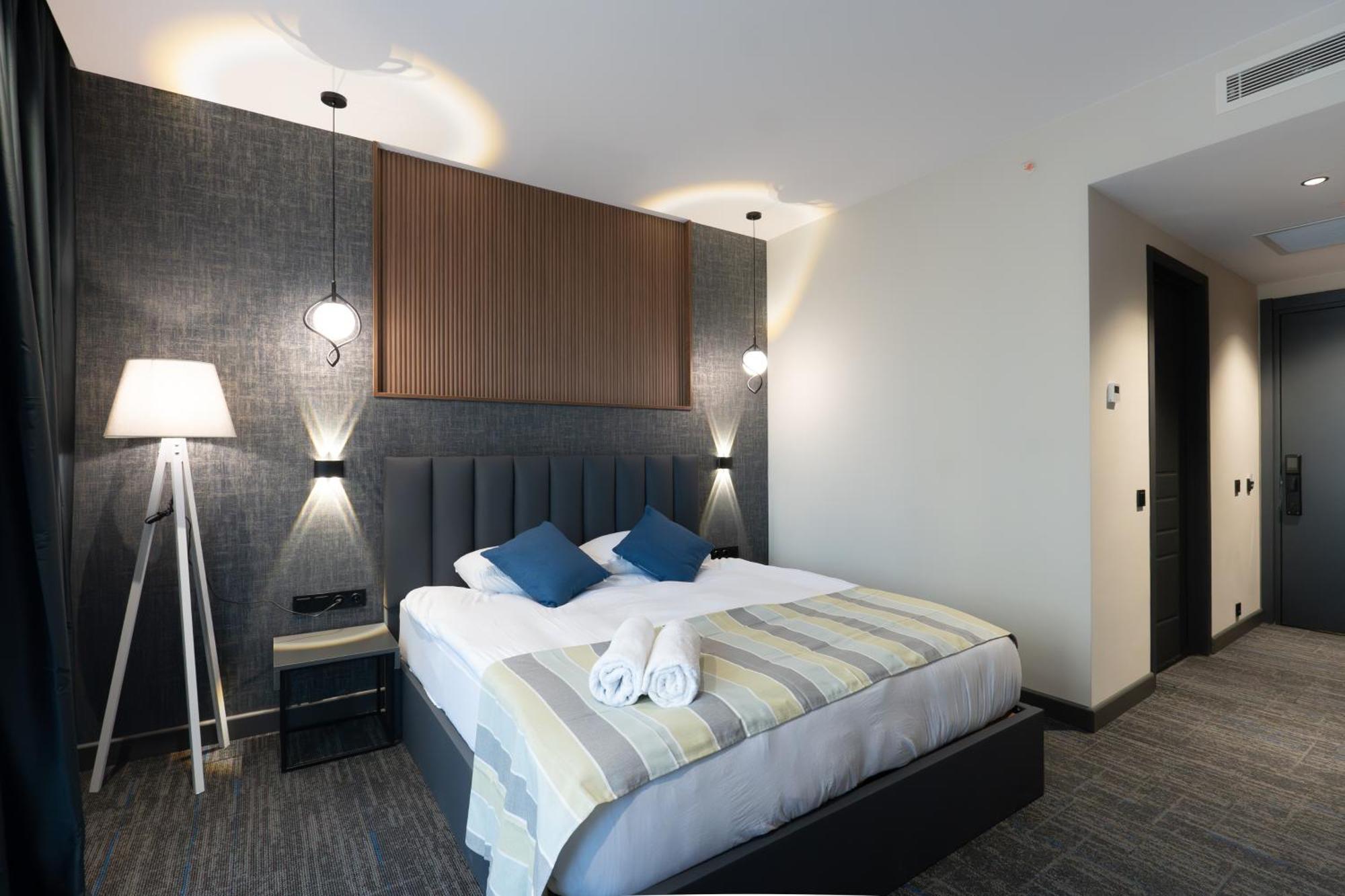 Nova Luxe Hotel & Residences Batum Dış mekan fotoğraf