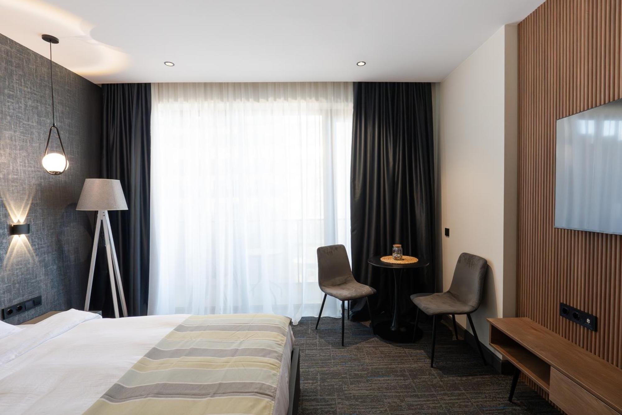 Nova Luxe Hotel & Residences Batum Dış mekan fotoğraf