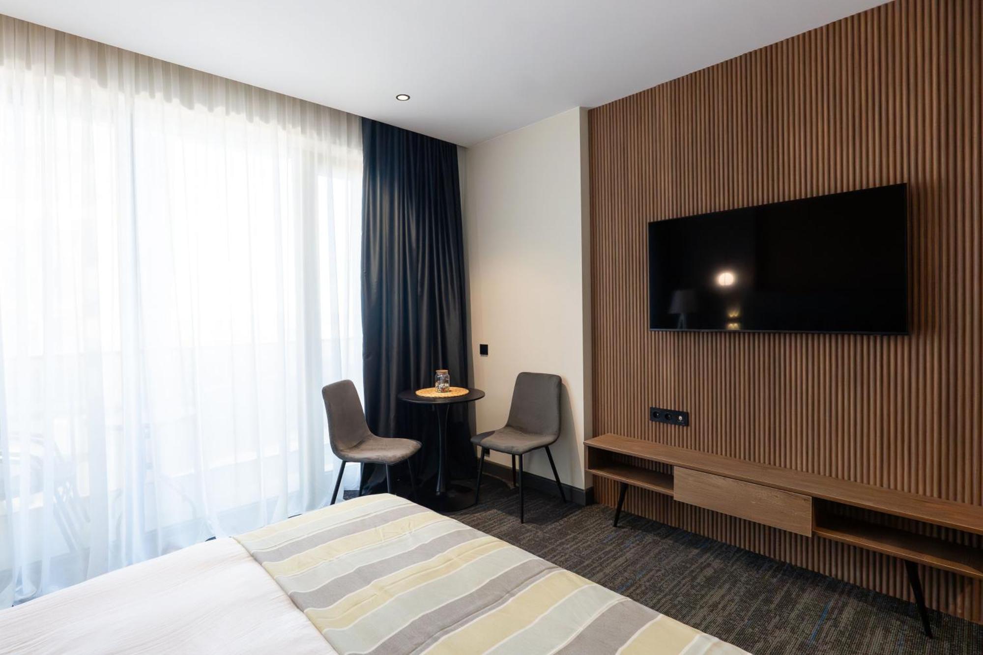 Nova Luxe Hotel & Residences Batum Oda fotoğraf