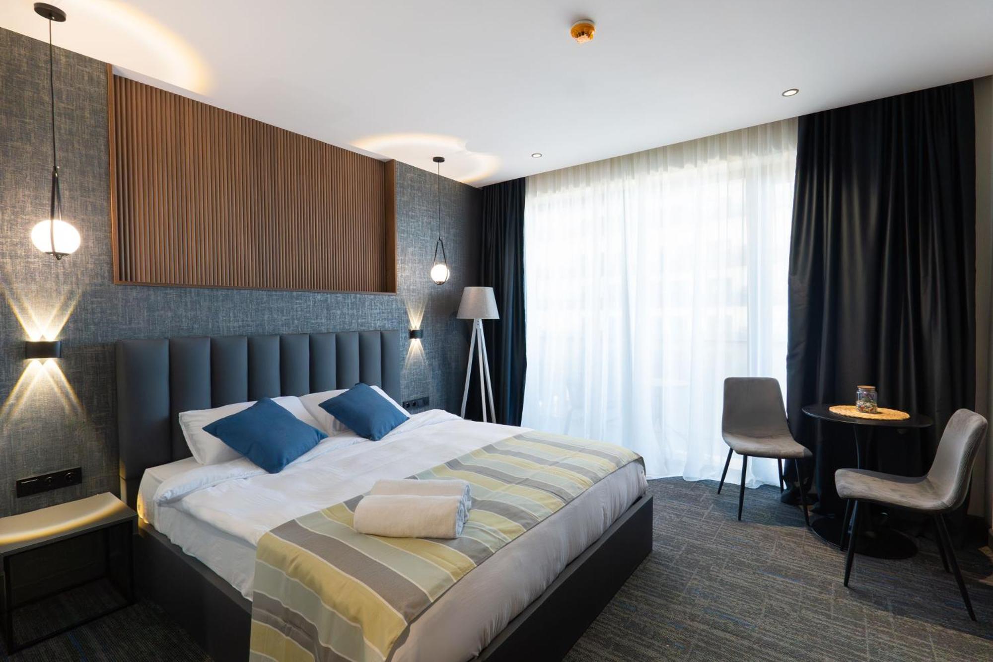 Nova Luxe Hotel & Residences Batum Dış mekan fotoğraf