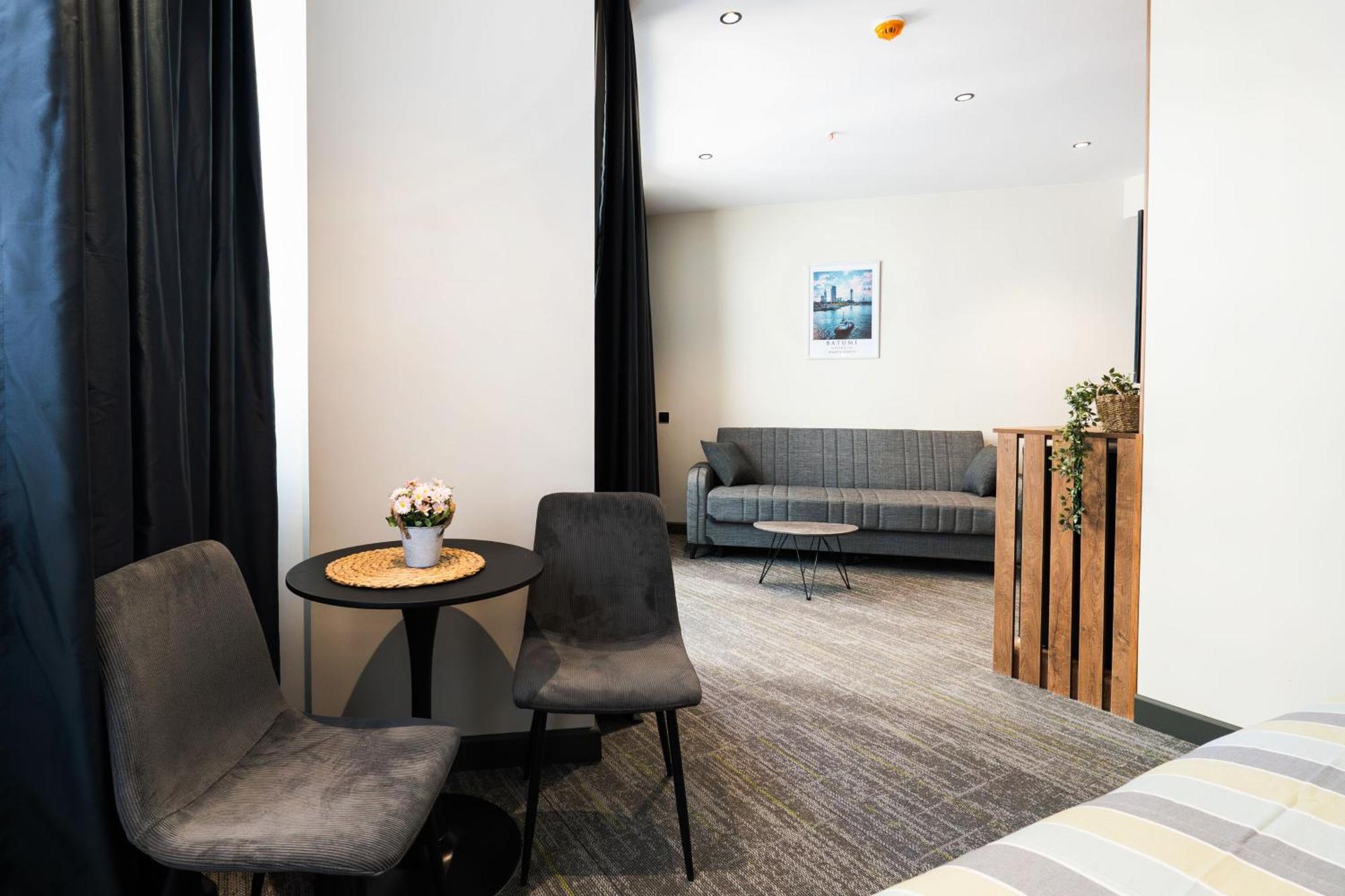 Nova Luxe Hotel & Residences Batum Dış mekan fotoğraf